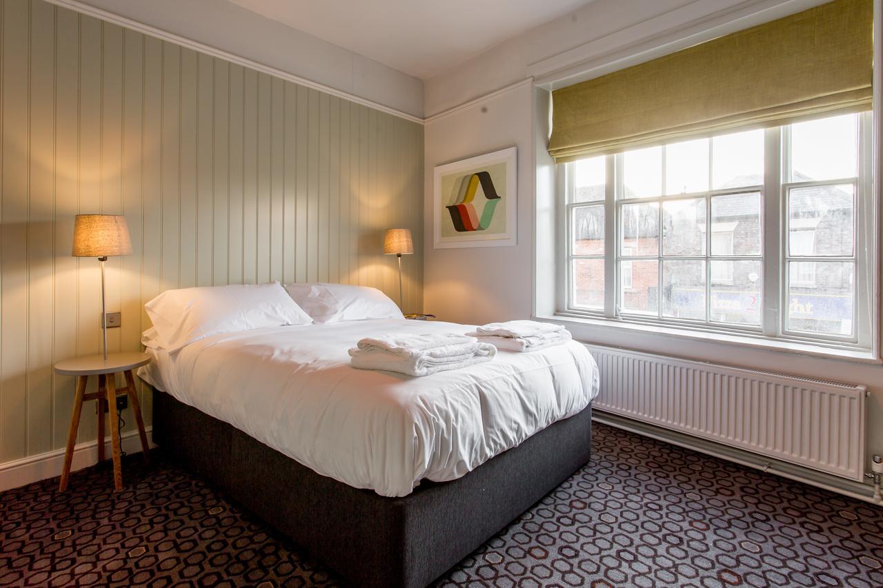 The Dolphin Otel Newbury  Dış mekan fotoğraf