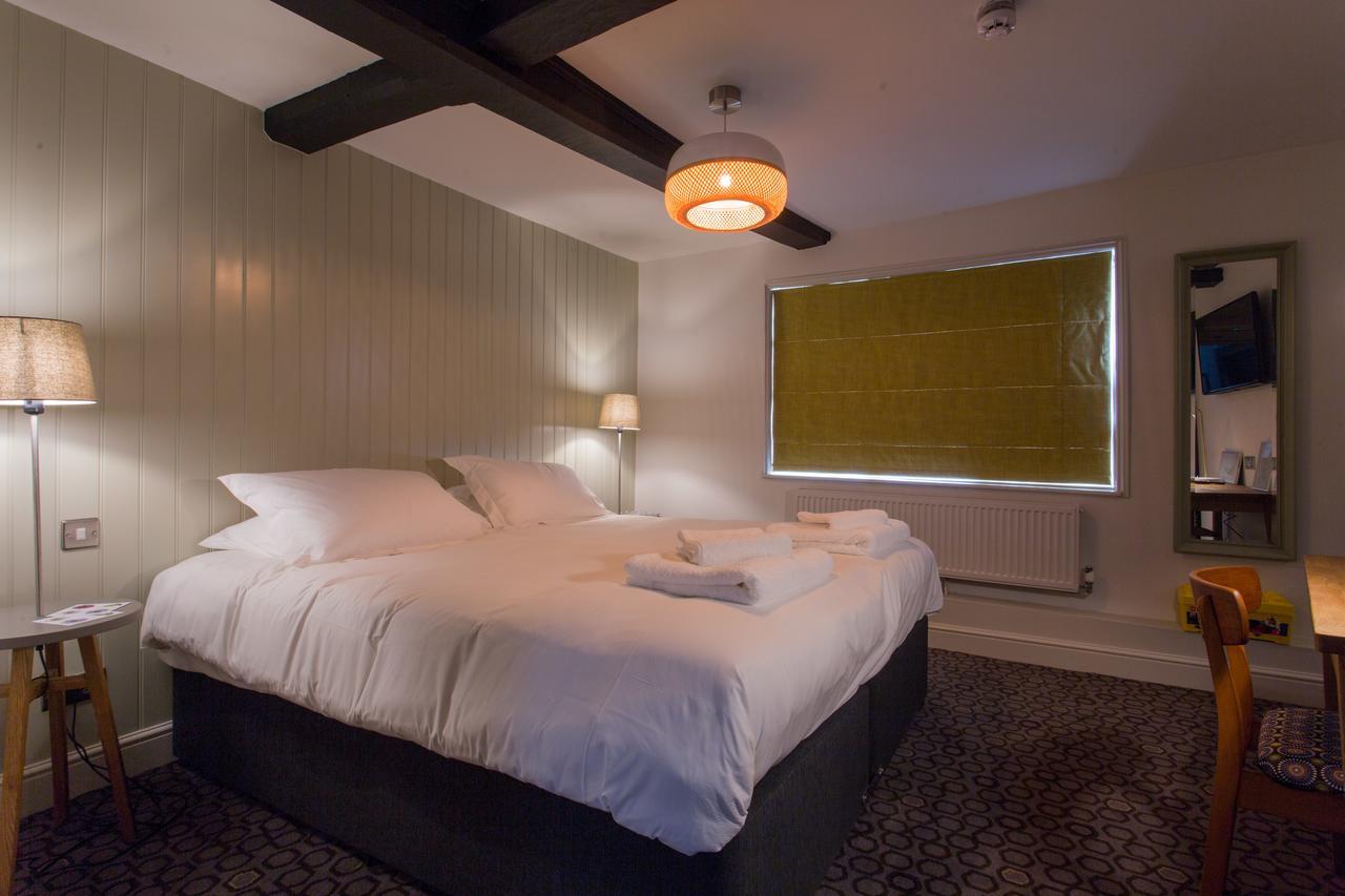 The Dolphin Otel Newbury  Dış mekan fotoğraf