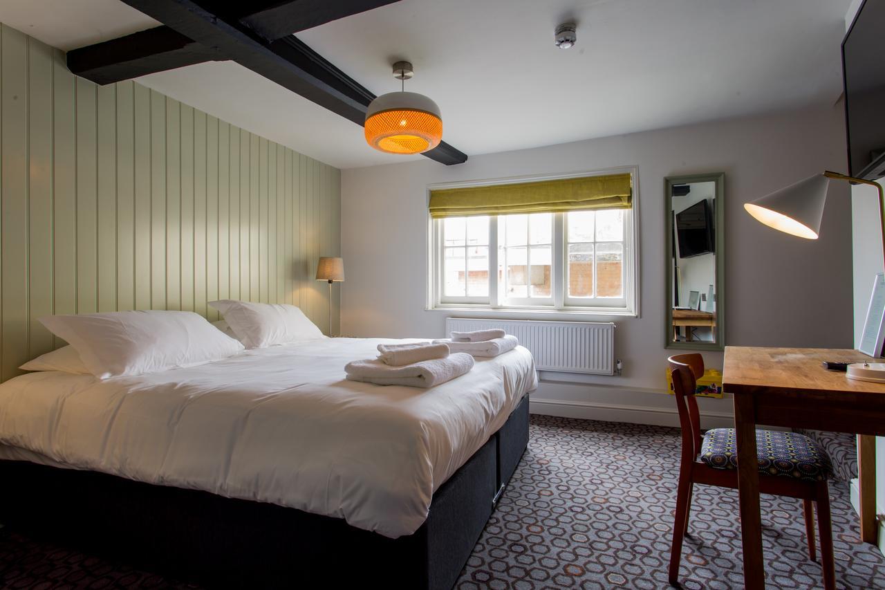 The Dolphin Otel Newbury  Dış mekan fotoğraf